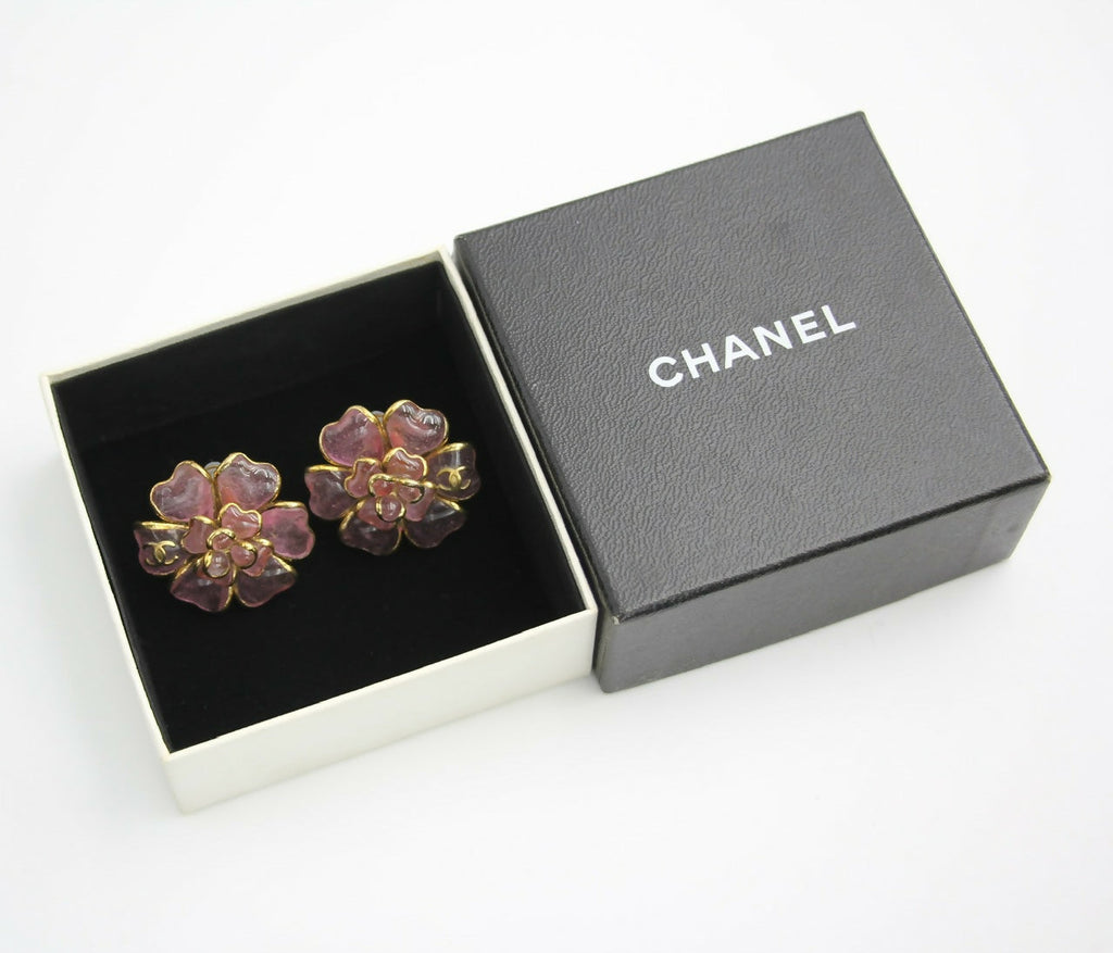 Chanel Vintage 02A Gripoix Pink Camellia Clip-on Earring
