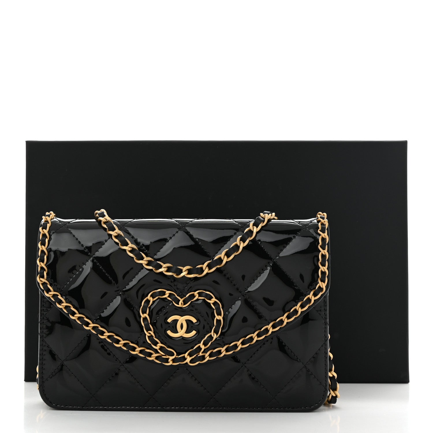 Patent Quilted Chain Around Heart Wallet On Chain WOC Black