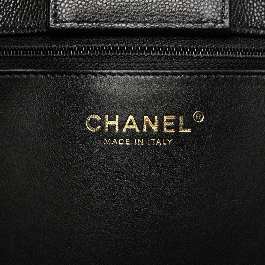 Caviar Quilted Large Shopping Tote Black