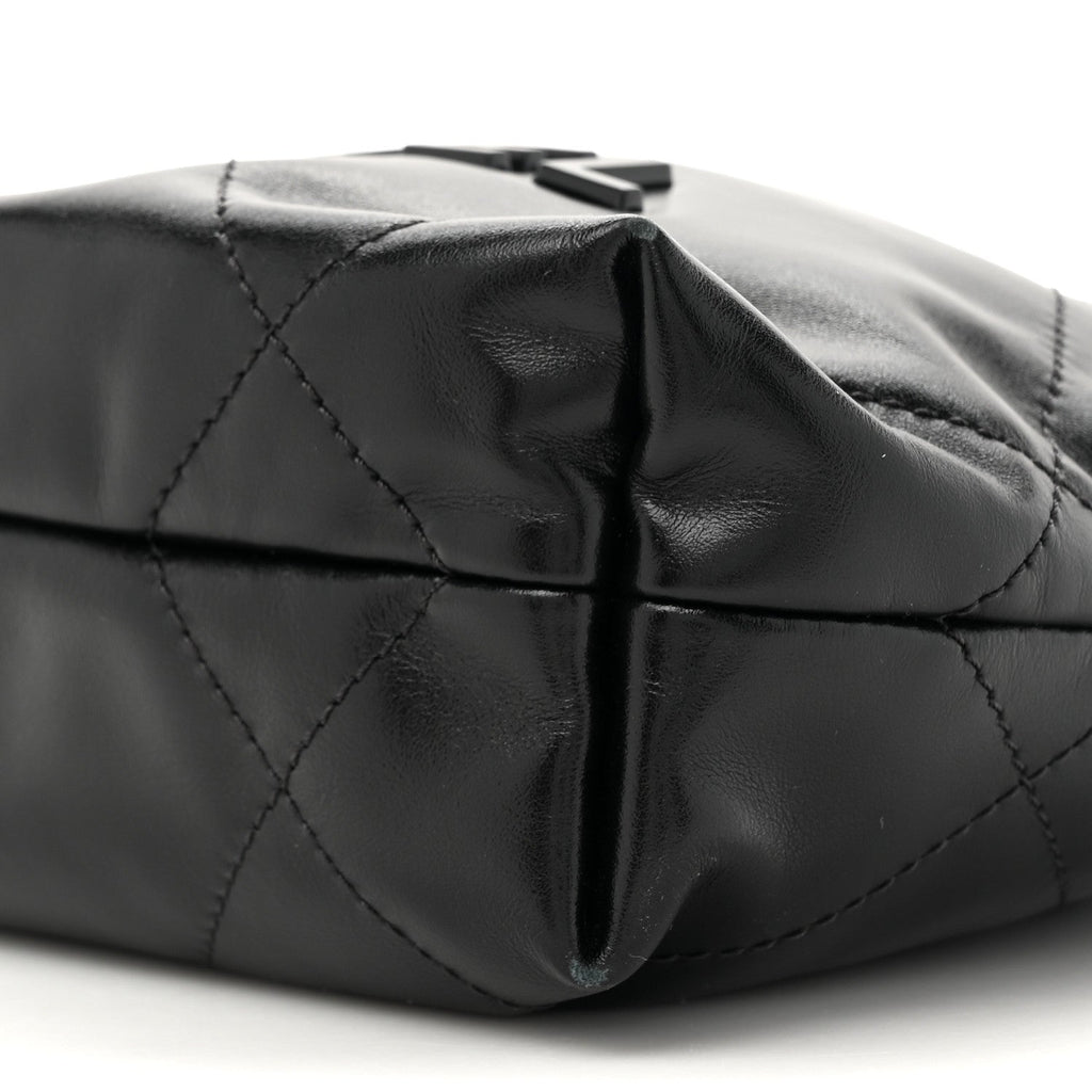 Shiny Calfskin Quilted Mini Chanel 22 So Black