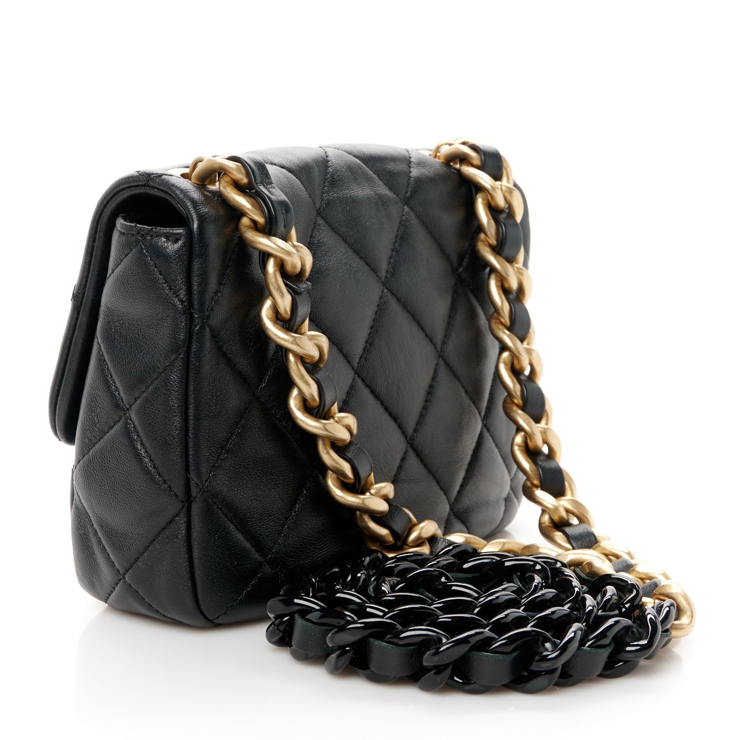Lambskin Quilted Mini Lacquered Chain Flap Black