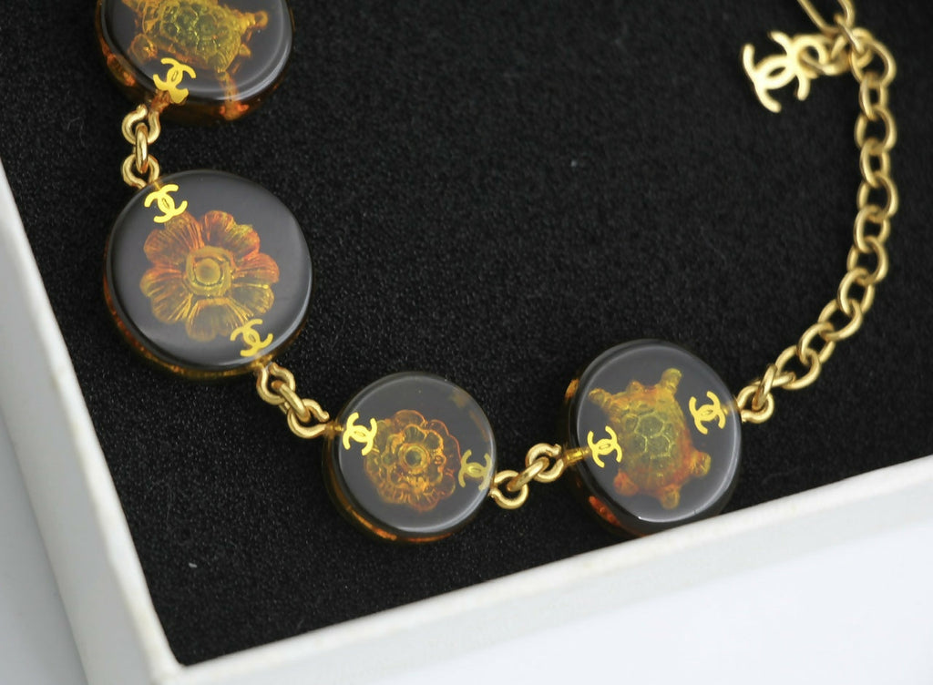 Chanel Vintage 98A Acrylic Dark Brown Turtle and Camellia Tortoise Shell Style Bracelet