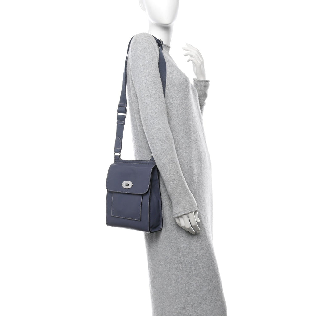 Grain Calfskin New Antony Messenger Crossbody Blue