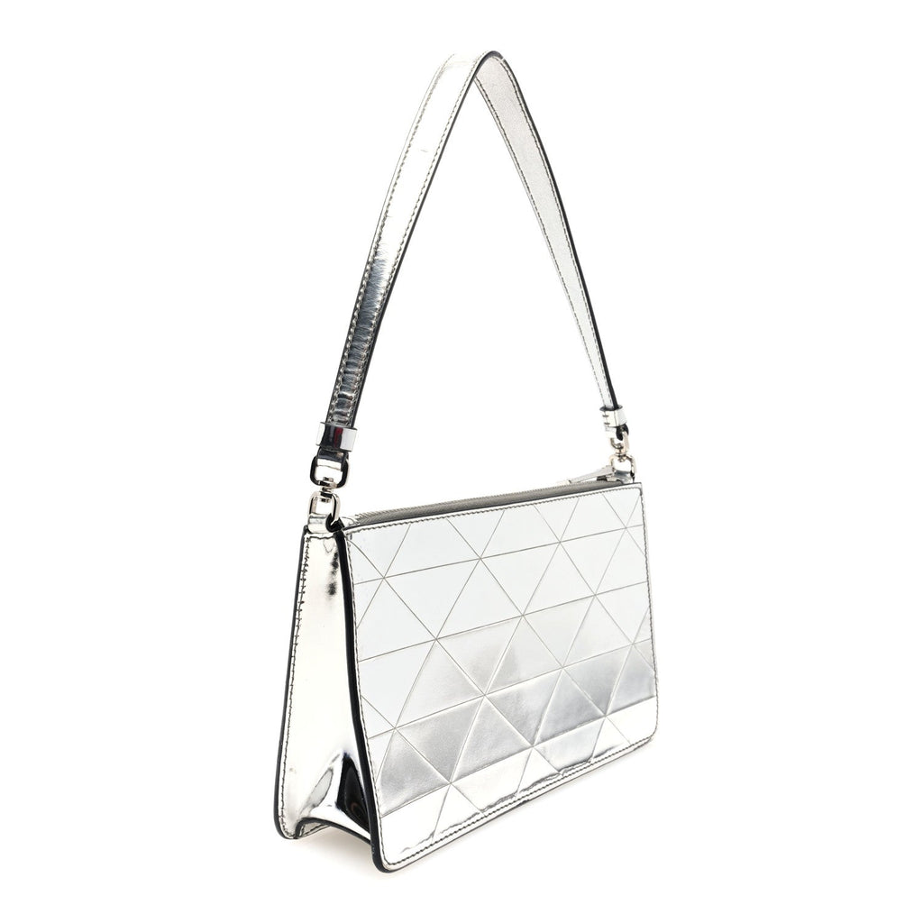 Spazzolato Metal Triangle Logo Triangle Patterned Mini Shoulder Bag Argento