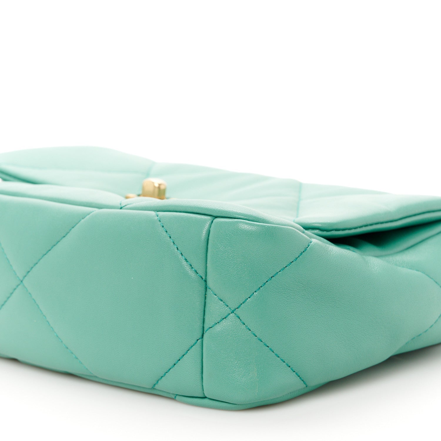 Lambskin Quilted Medium Chanel 19 Flap Green