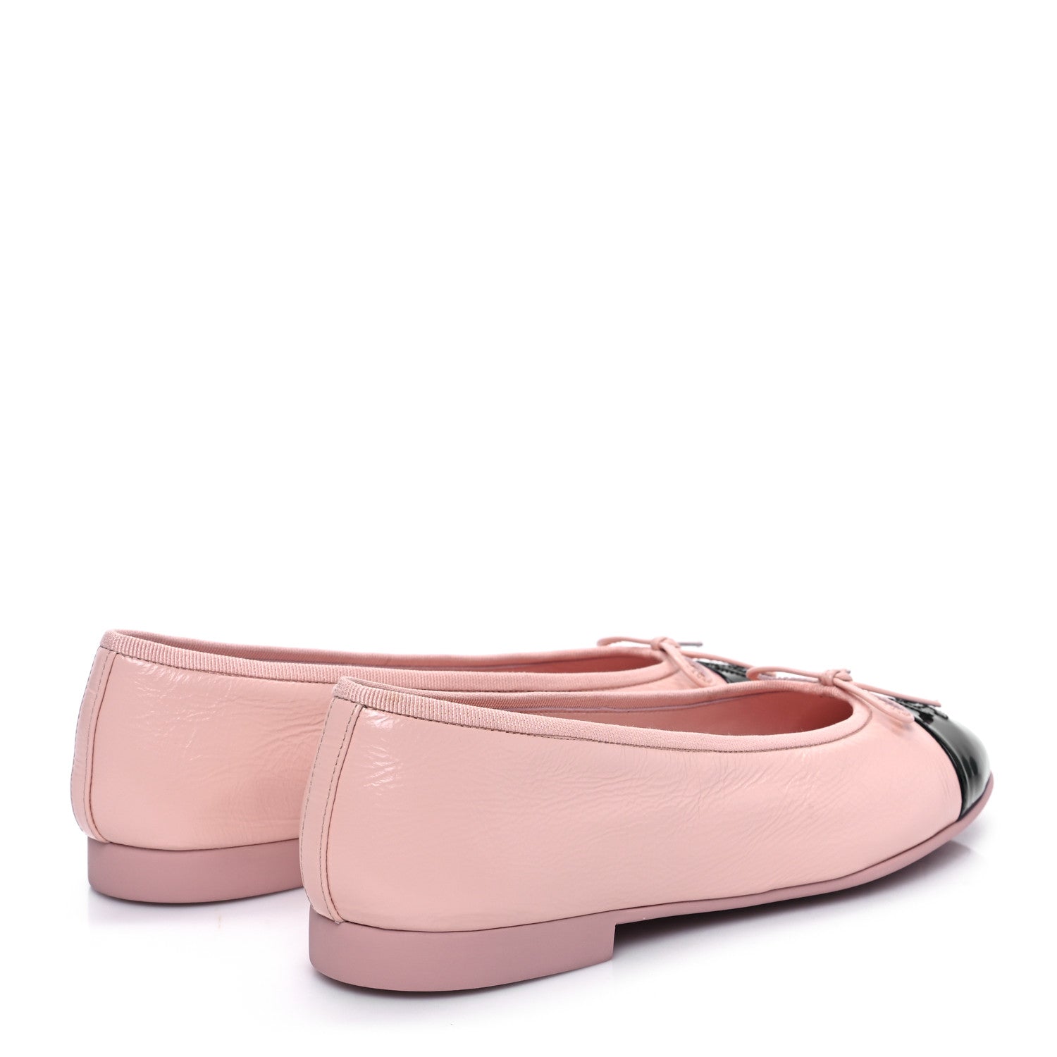 Shiny Crumpled Calfskin Patent CC Cap Toe Ballerina Flats 40 Light Pink Black