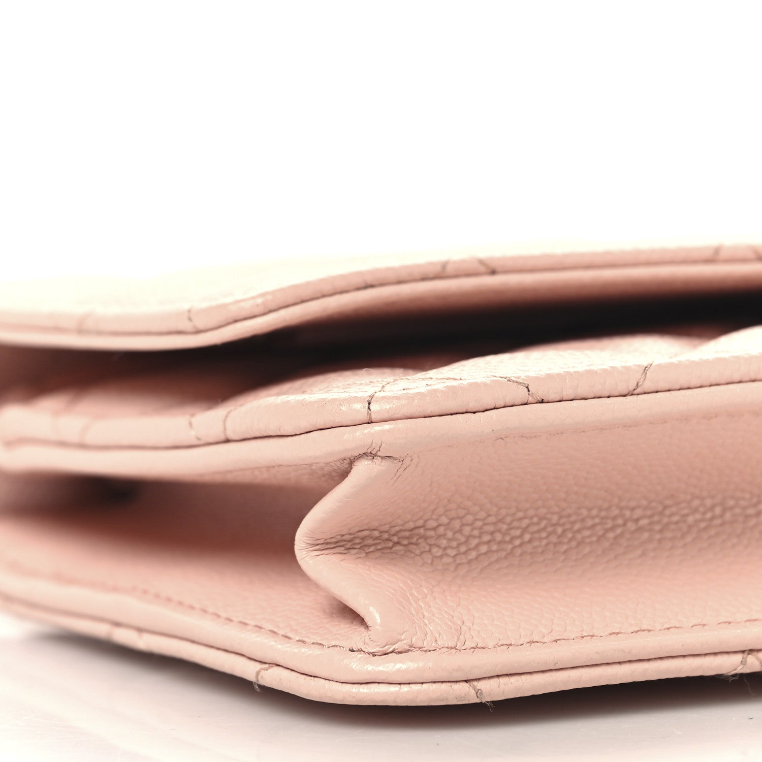 Caviar Quilted Wallet on Chain WOC Light Pink