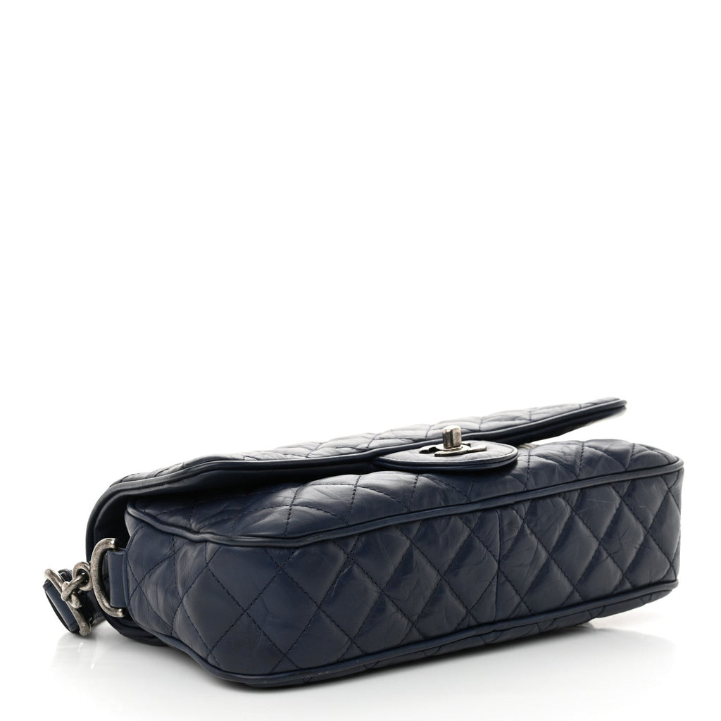 Crumpled Calfskin Quilted Medium Casual Rock Flap Navy