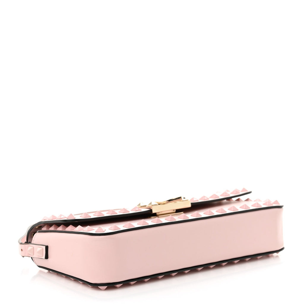 Smooth Calfskin Monochrome Rockstud Flip Lock Shoulder Bag Poudre