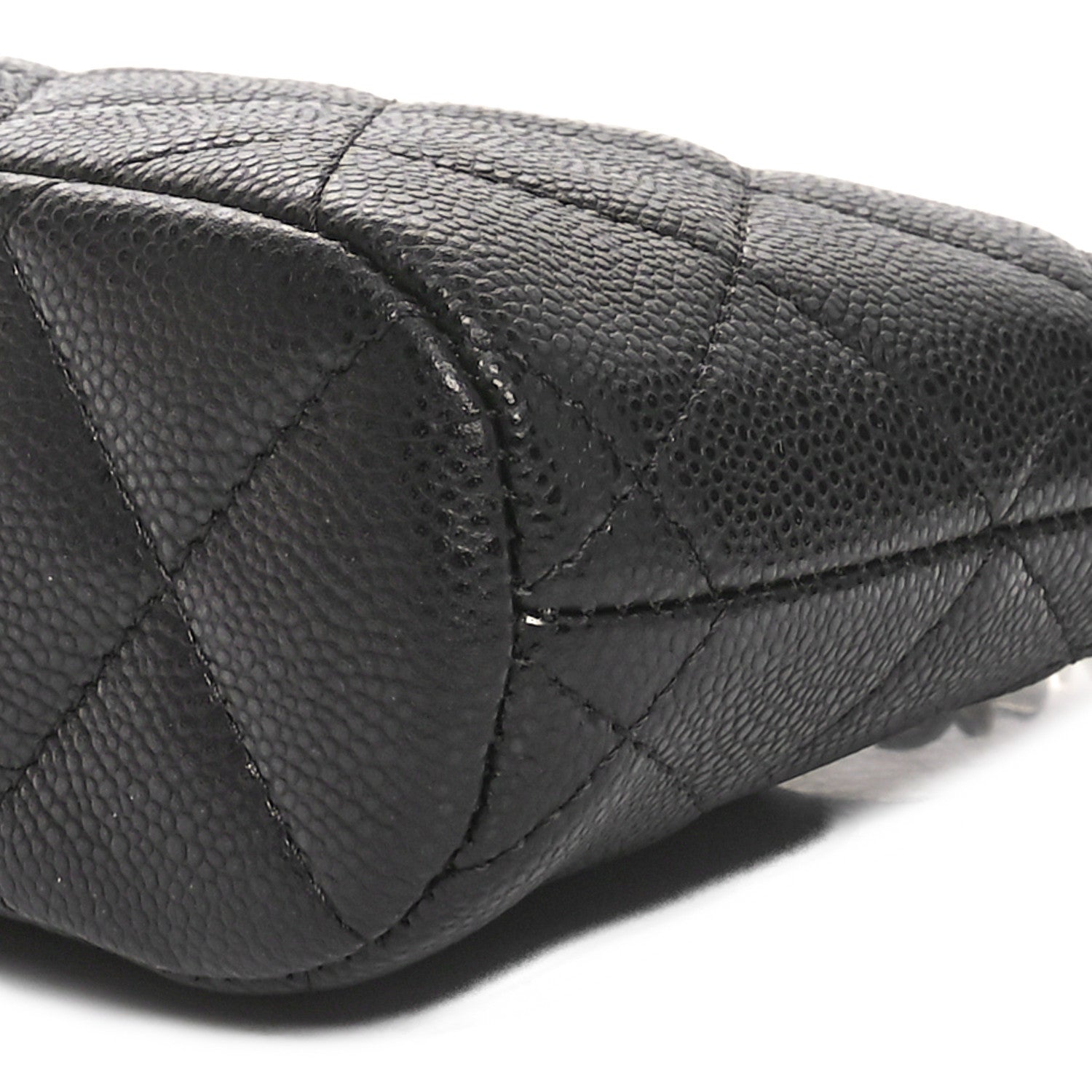 Caviar Quilted Classic Clutch With Chain Black