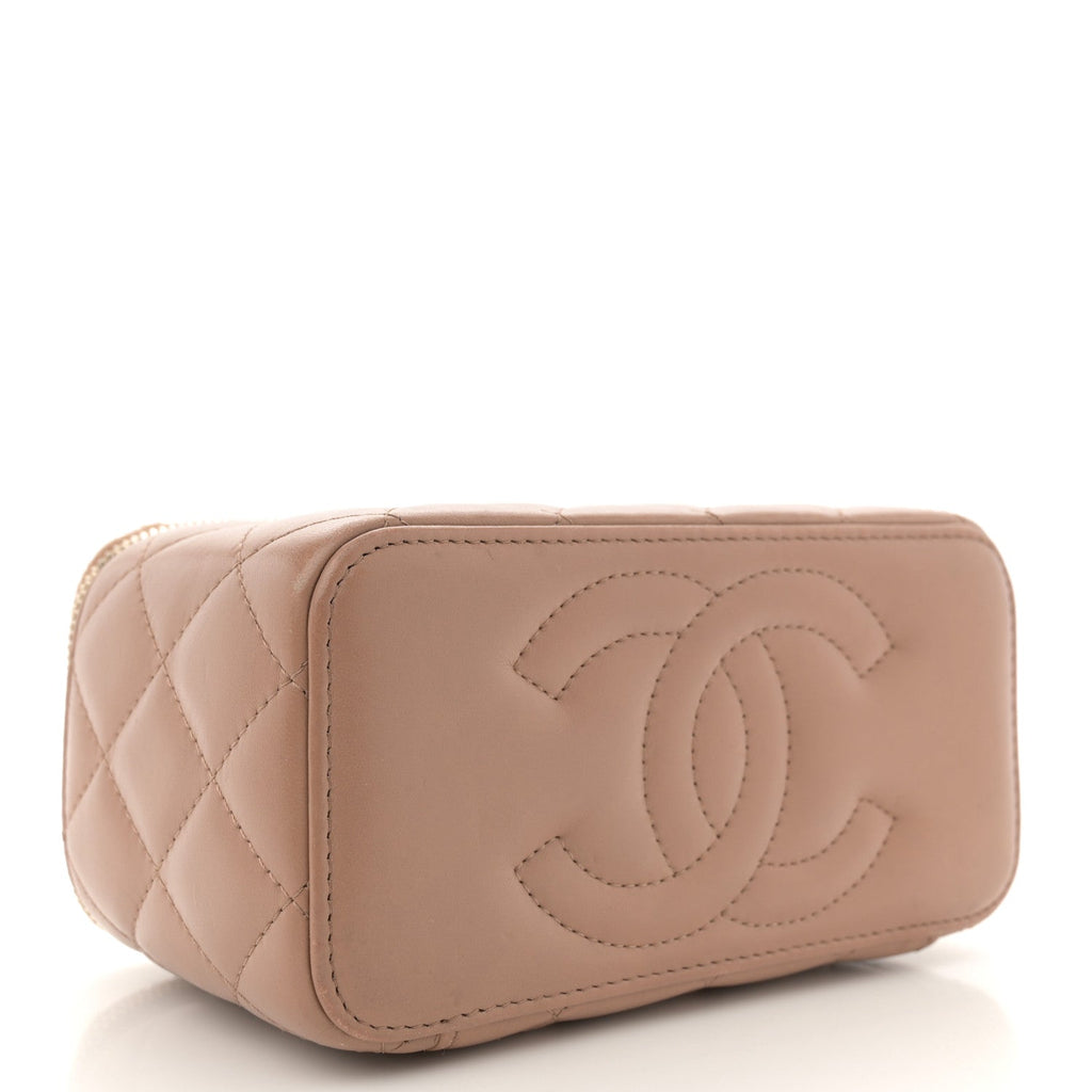 Lambskin Quilted Small Pillow Crush Vanity Case With Chain Beige