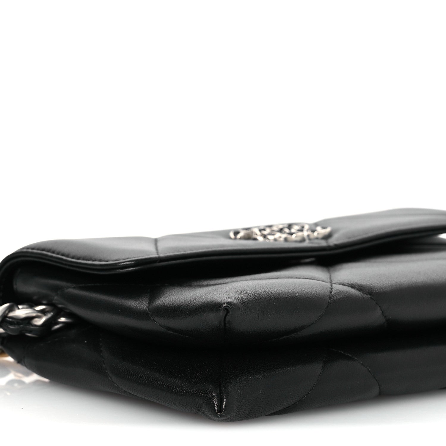Lambskin Quilted Chanel 19 Flap Clutch Black
