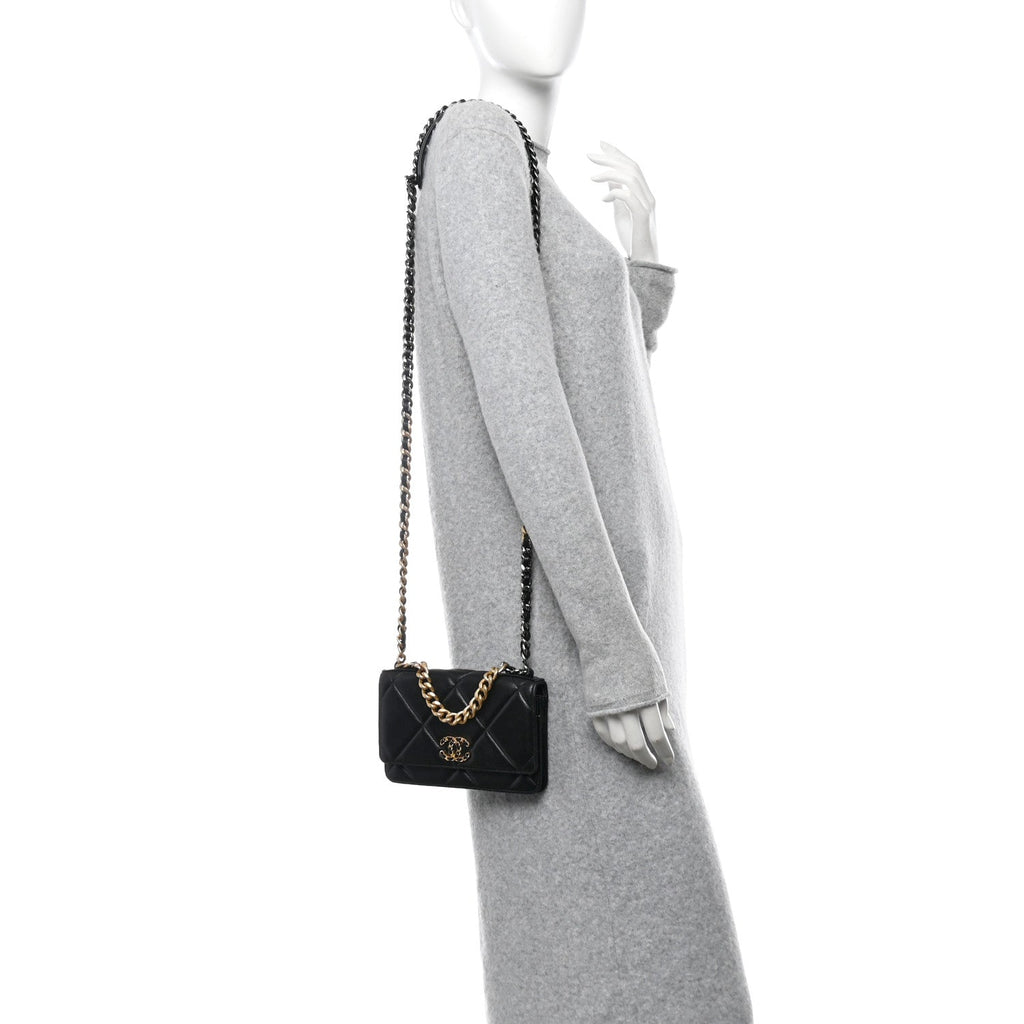Lambskin Quilted Chanel 19 Wallet On Chain WOC Black