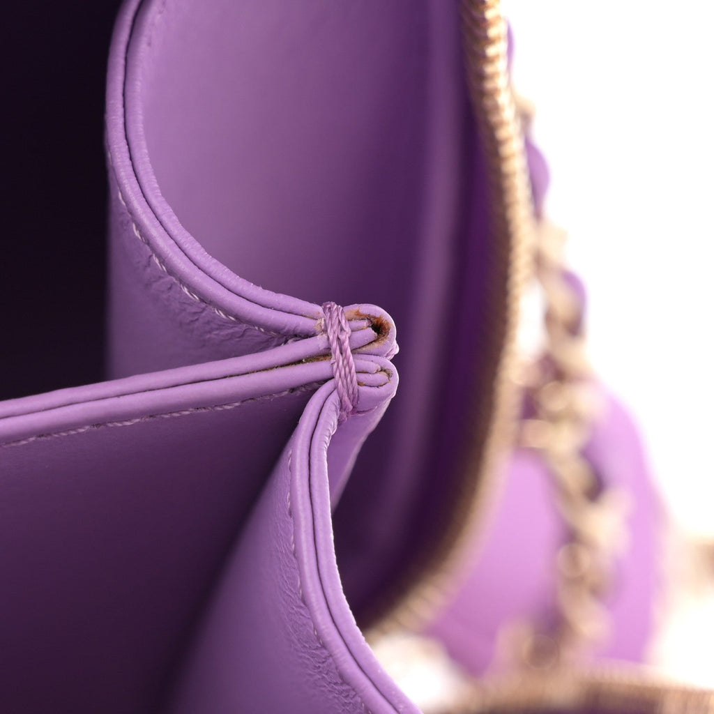 Caviar Quilted Small CC Filigree Vanity Case Purple