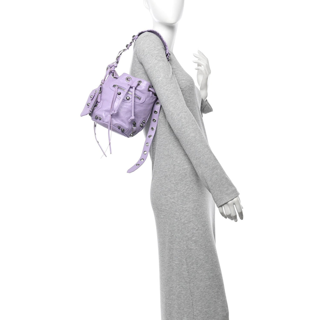 Agneau Arena Le Cagole Bucket Bag XS Lilac