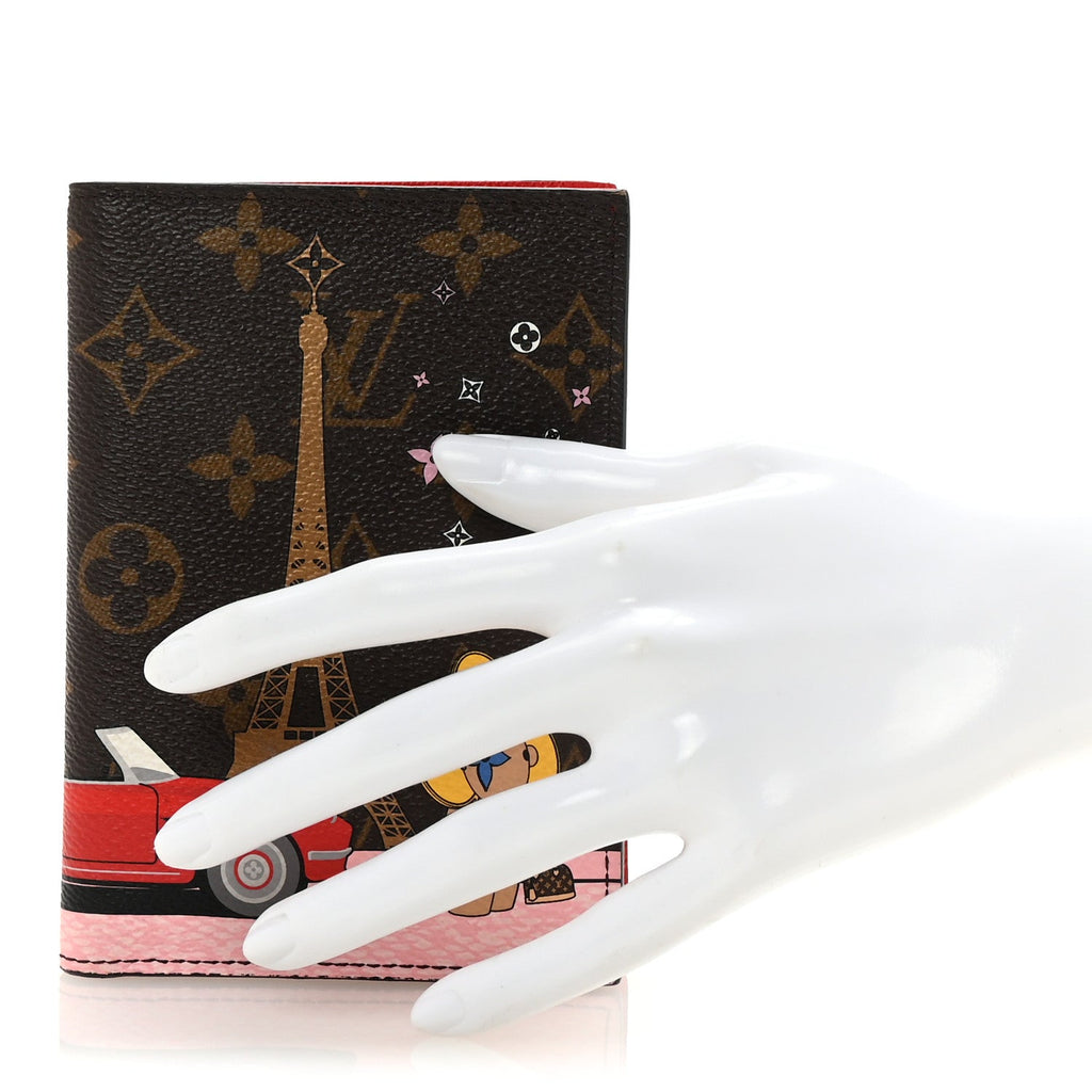 Monogram 2019 Christmas Animation Passport Cover Rouge
