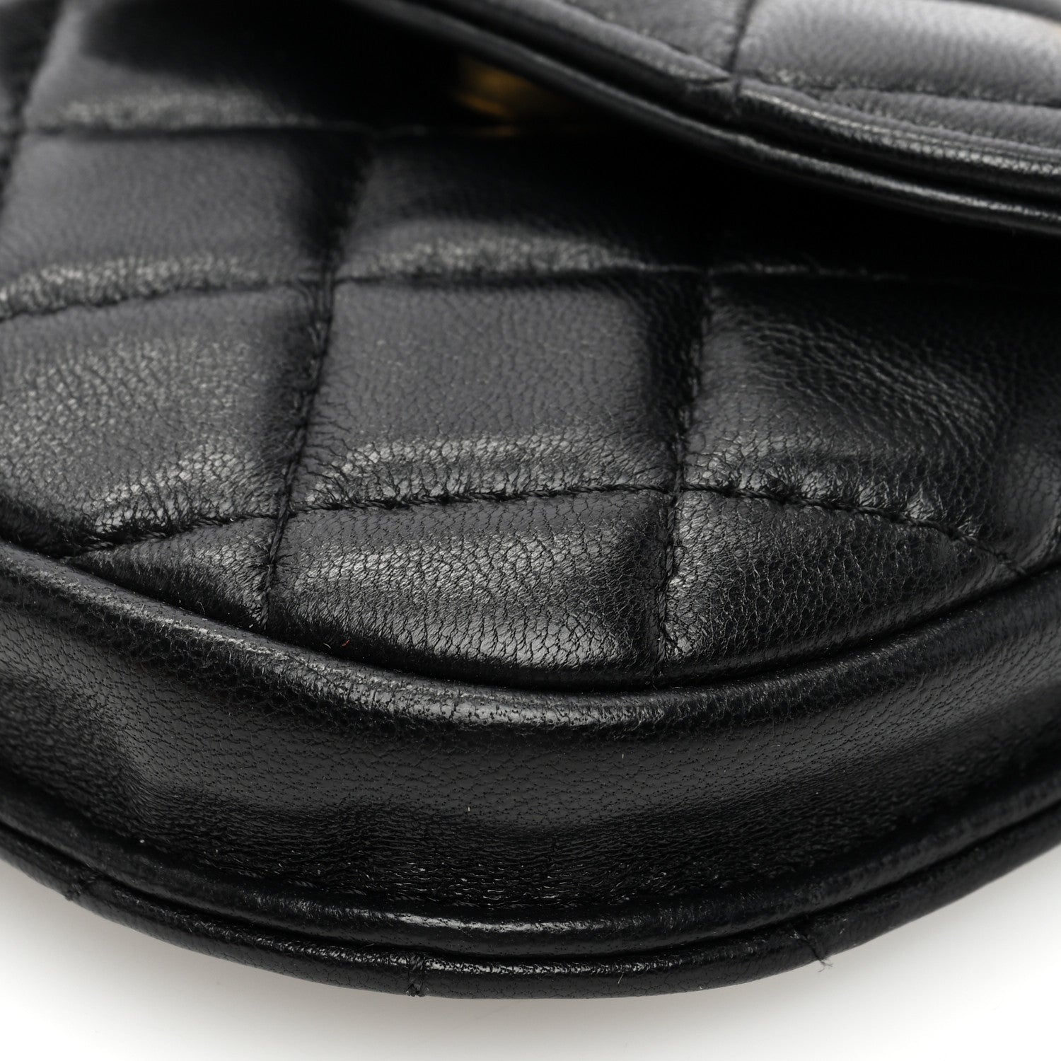 Lambskin Quilted Pearl Crush Waist Bag Black