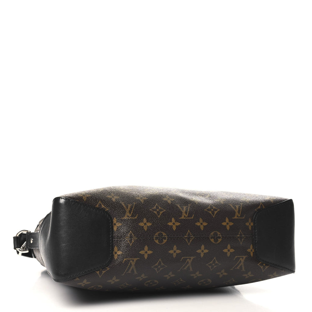 Monogram Macassar Torres Messenger