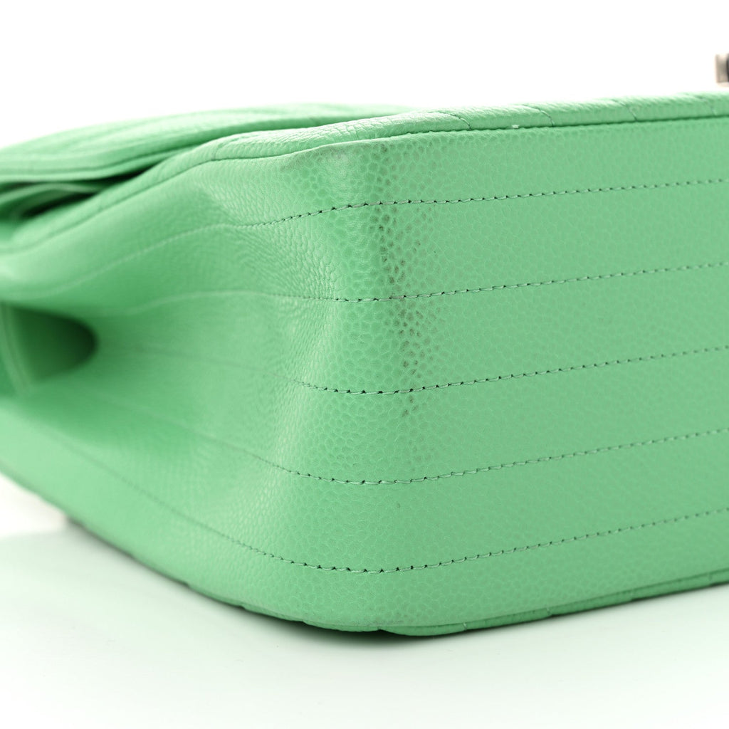 Caviar Chevron Quilted Jumbo Double Flap Green