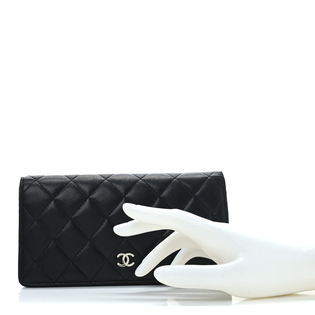 Lambskin Quilted Yen Wallet Black