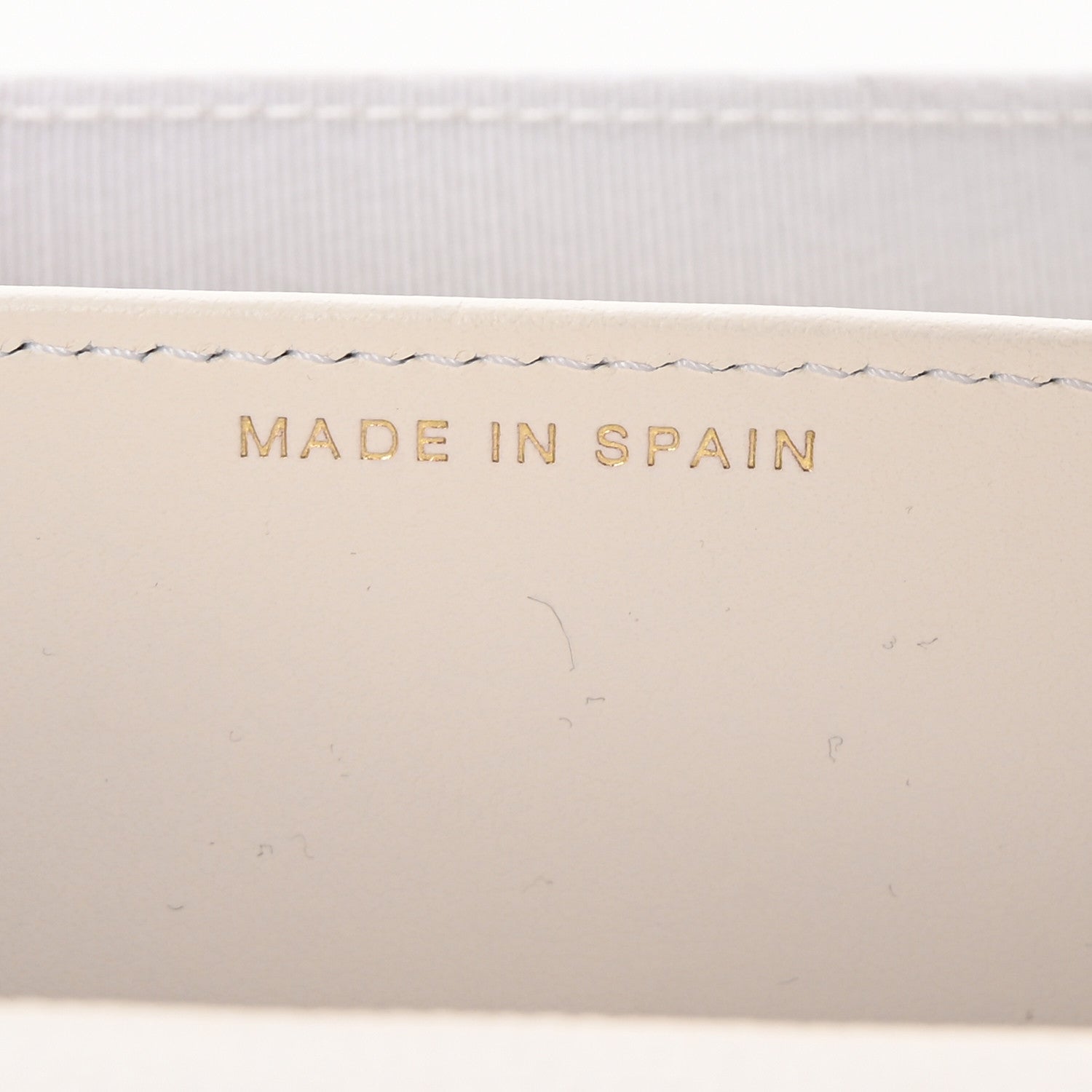 Caviar Quilted Flap  Holder On Chain White