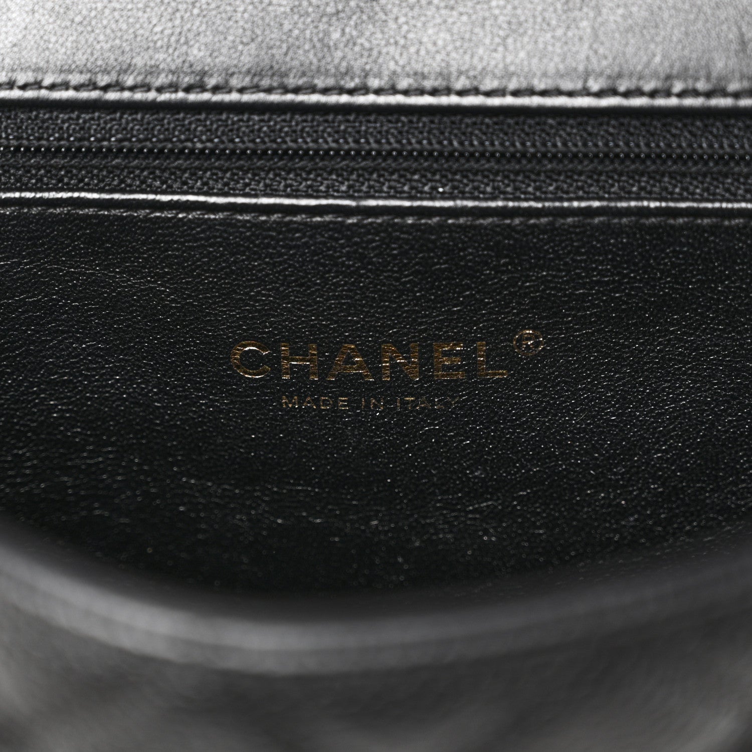 Caviar Quilted Medium CC Filigree Flap Black