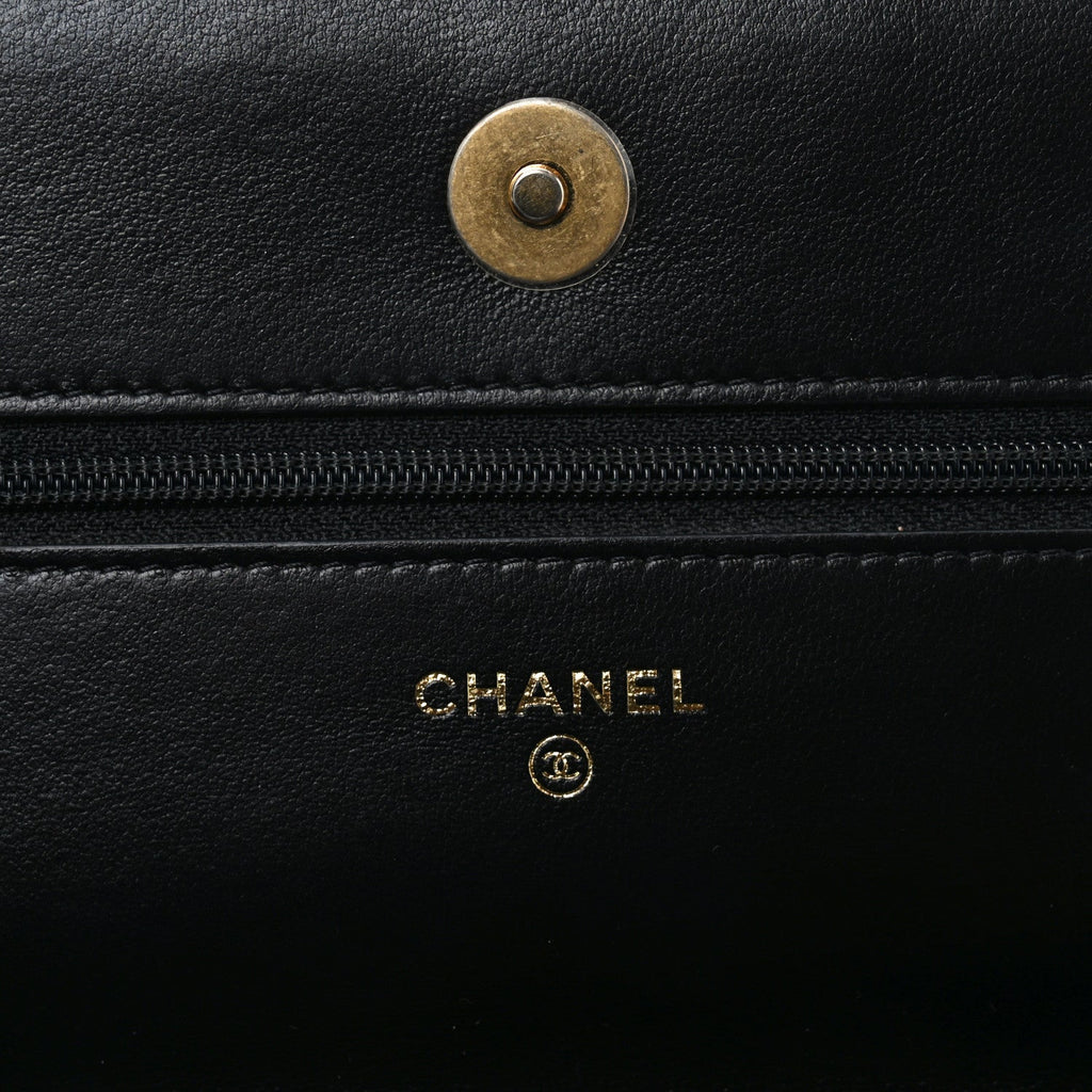 Lambskin Quilted Chain Around Wallet On Chain WOC Black