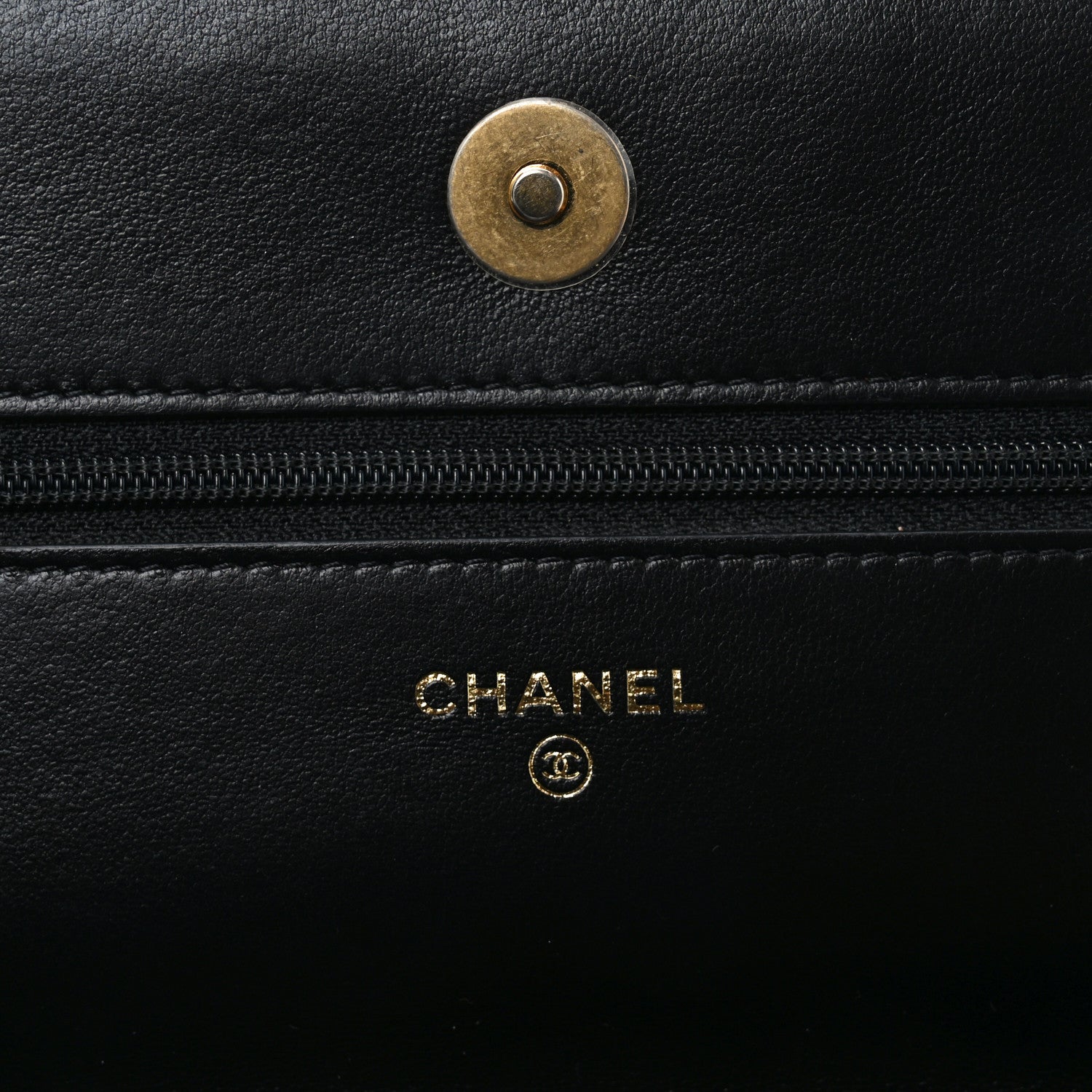 Lambskin Quilted Chain Around Wallet On Chain WOC Black