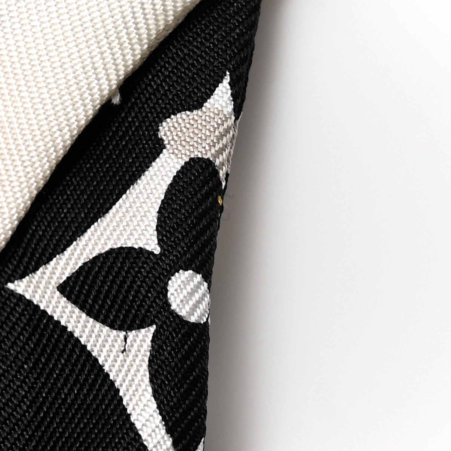 Silk Monogram Confidential Bandeau Black