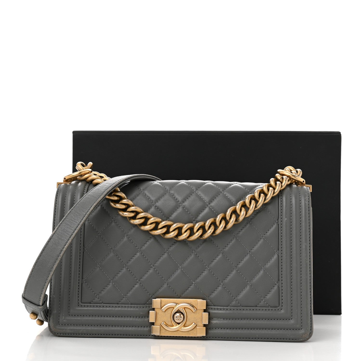 Lambskin Quilted Medium Boy Flap Grey