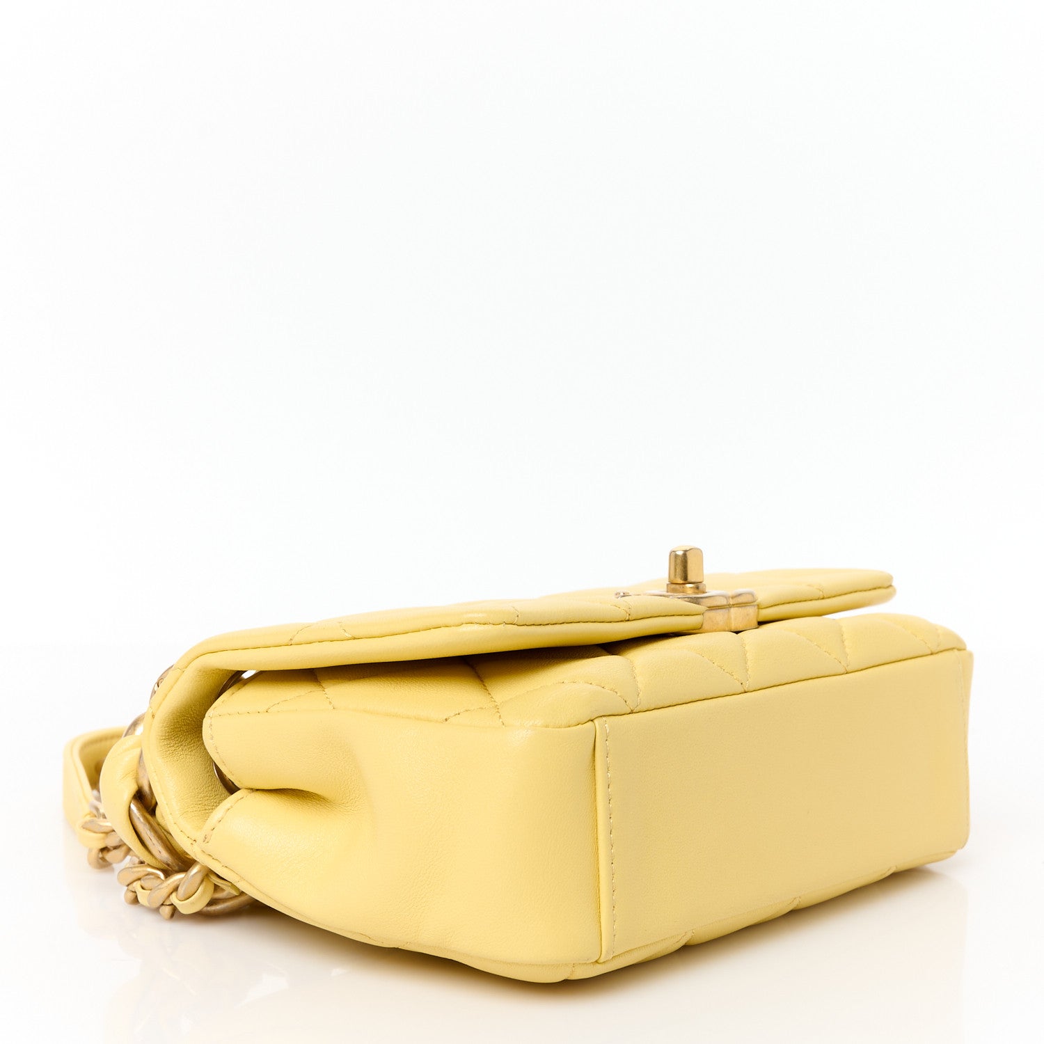Shiny Lambskin Small Chain Is More Flap Yellow