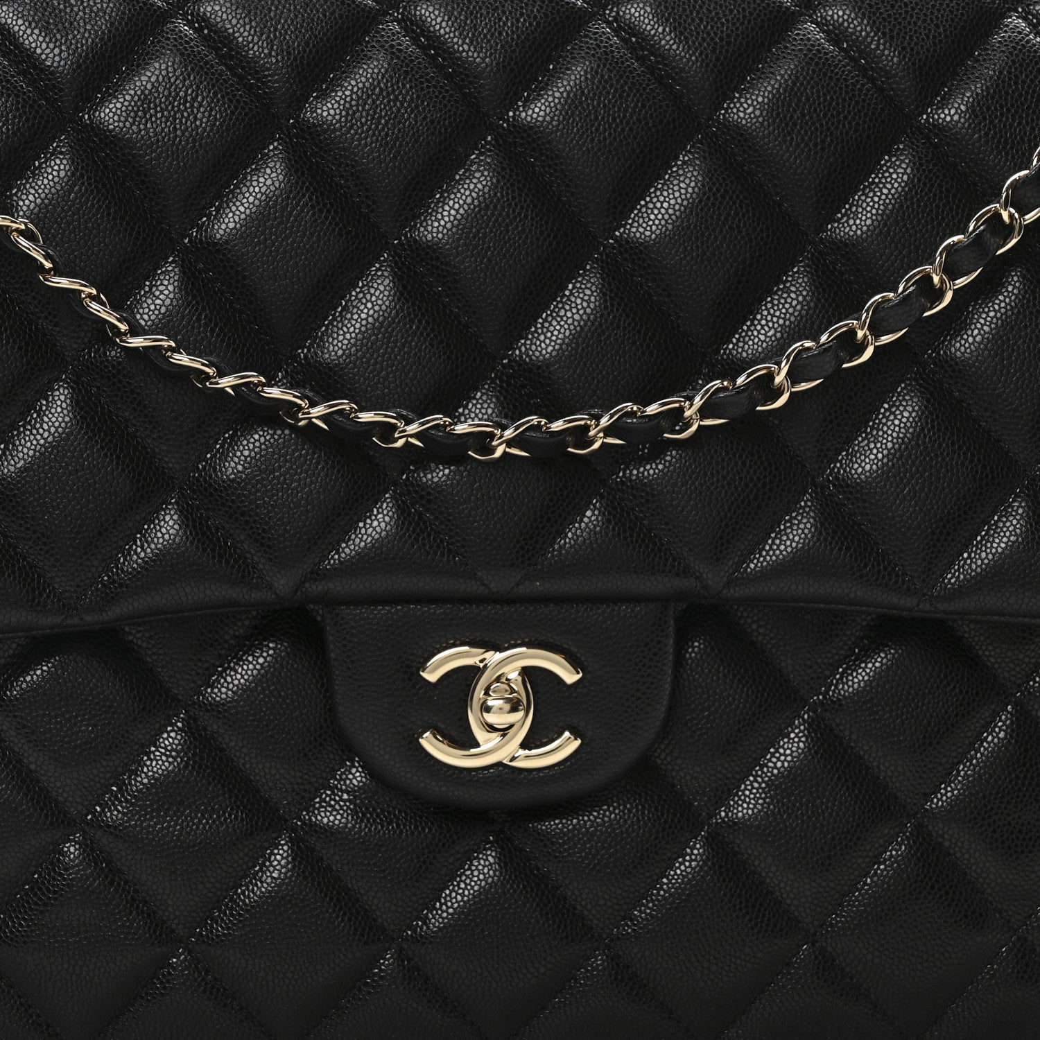 Caviar Quilted XXL Travel Flap Bag Black
