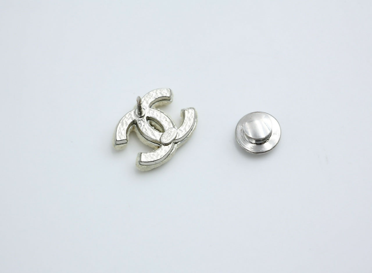 Chanel Vintage 03A Metal White Frosted CC Brooch