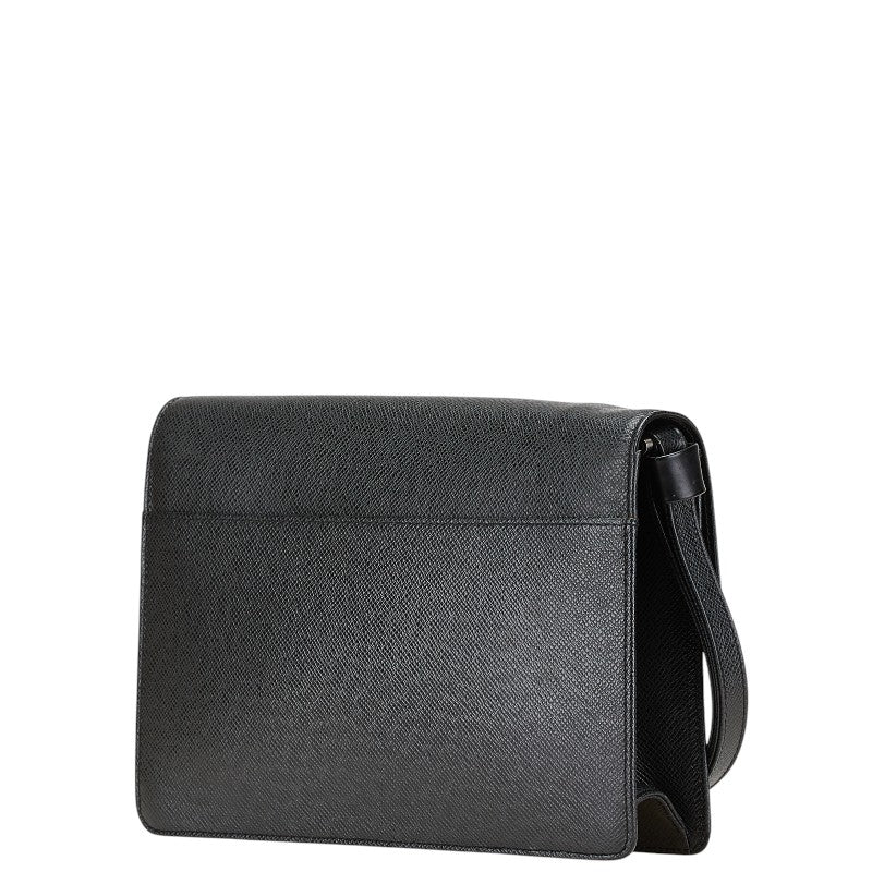Louis Vuitton Selenga Taiga Leather Clutch Bag