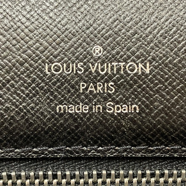 Louis Vuitton Selenga Taiga Clutch Bag