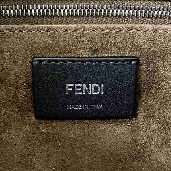 Fendi Simplyy Leather Shoulder Bag