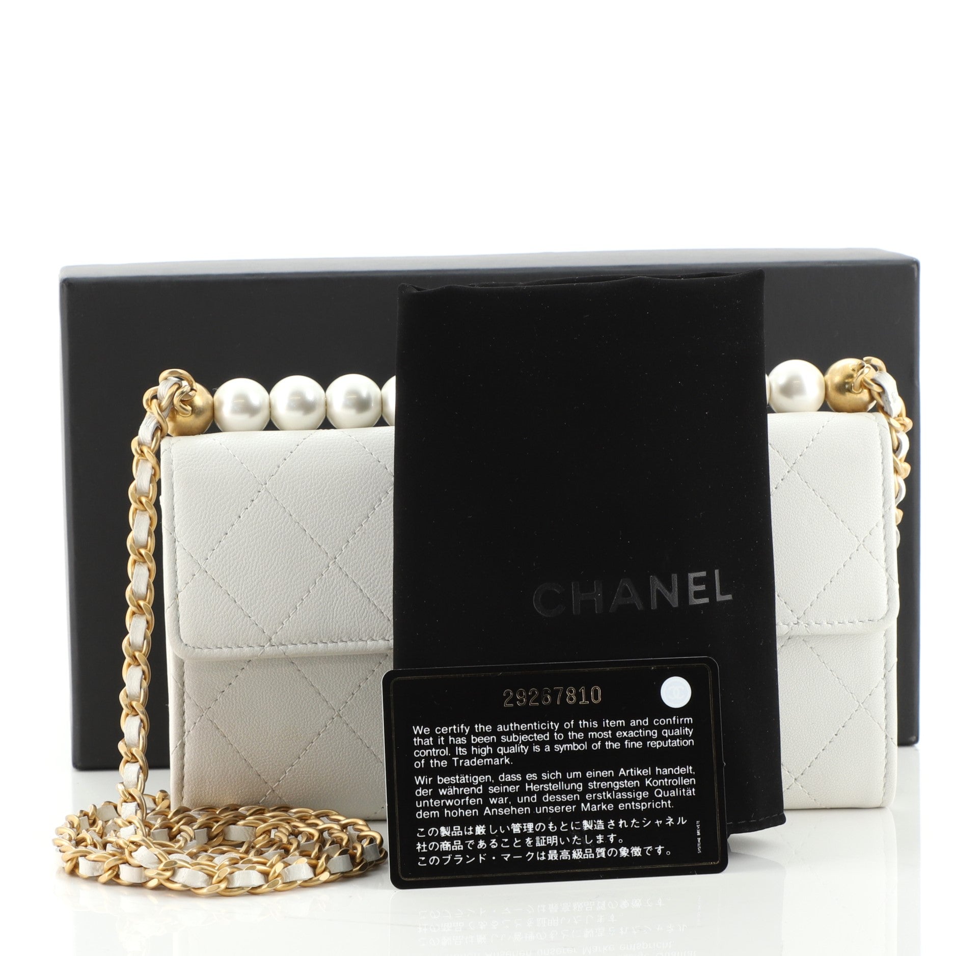 Chic Pearls Clutch with Chain Quilted Goatskin