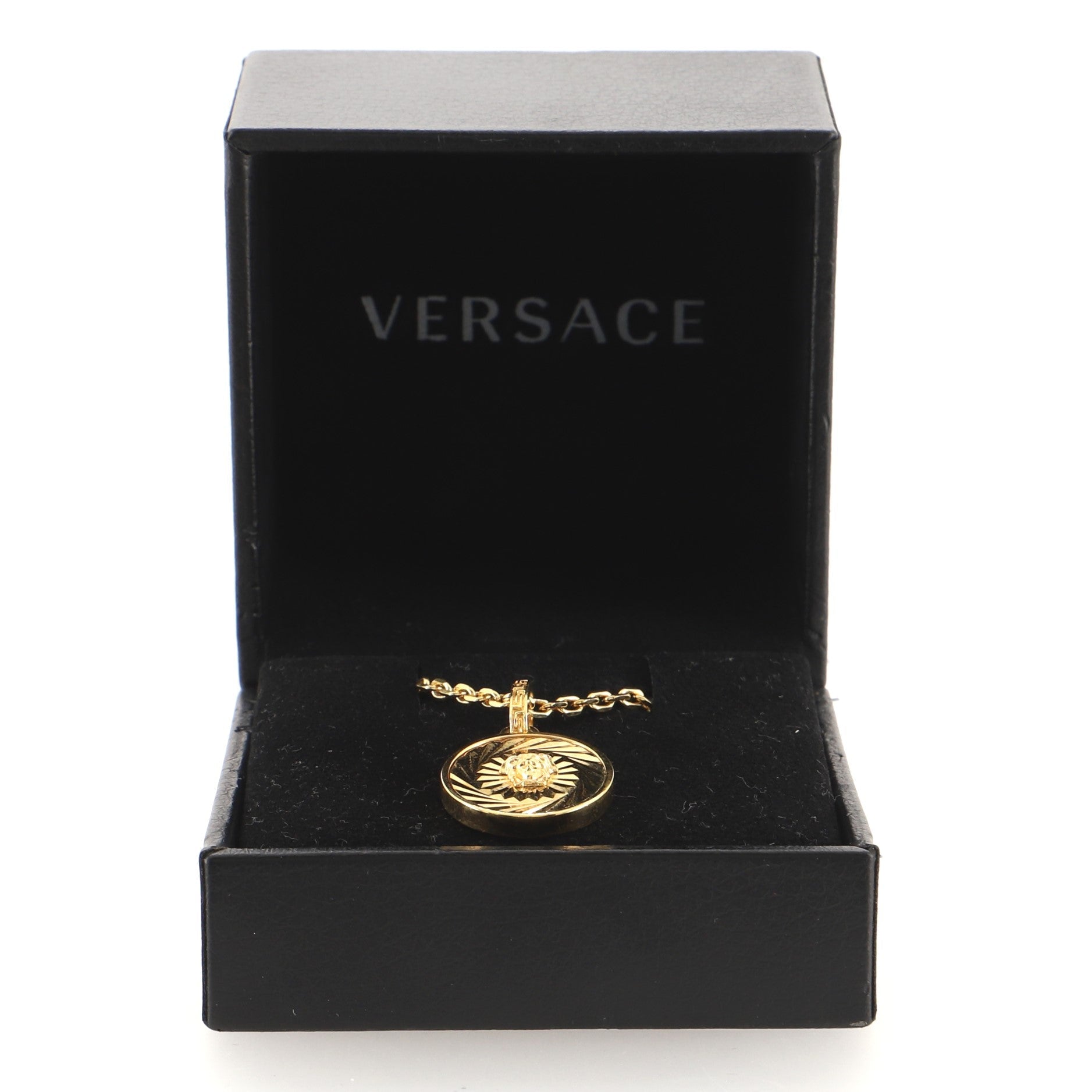 Medusa Pendant Necklace Metal