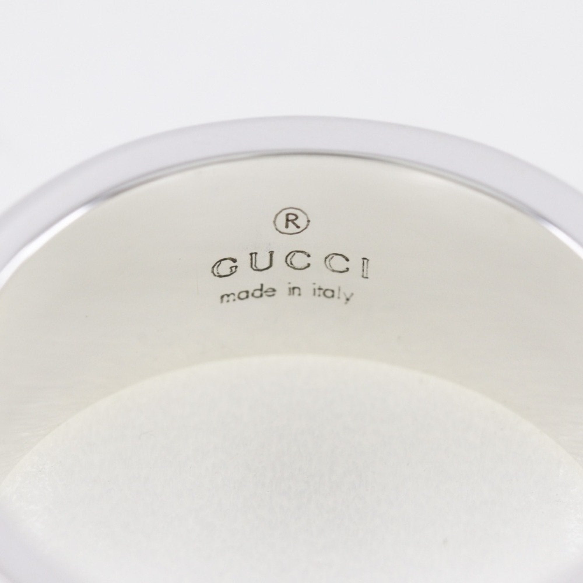 Gucci --