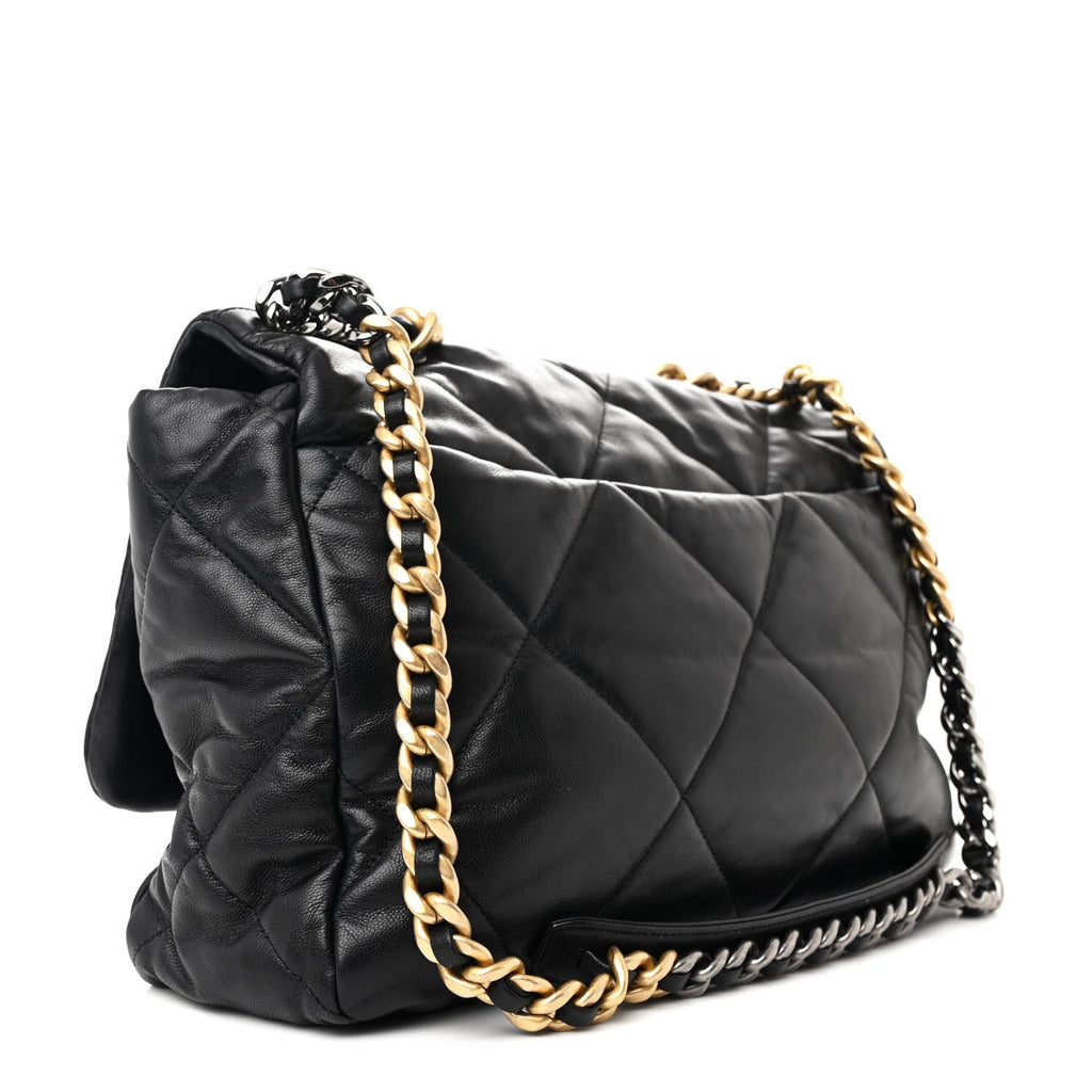 Lambskin Quilted Maxi Chanel 19 Flap Black