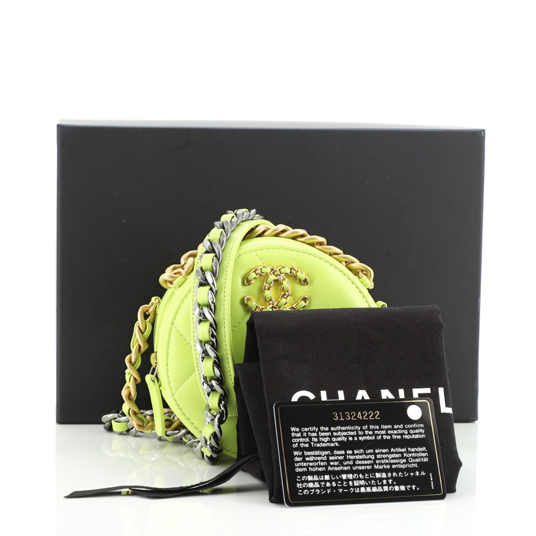 19 Round Clutch with Chain Quilted Lambskin