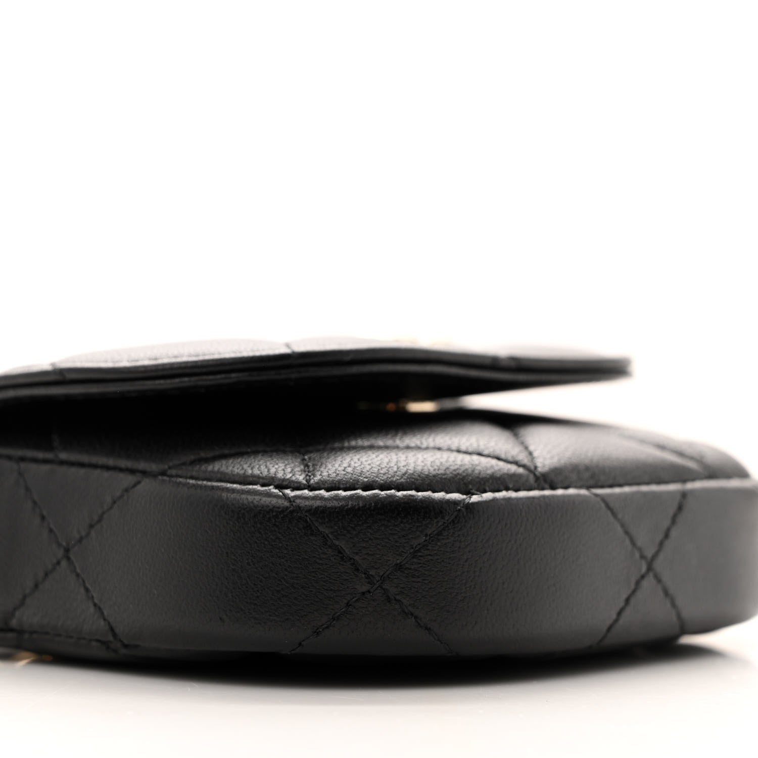 Lambskin Quilted Pearl Top Handle Clutch With Chain  Black