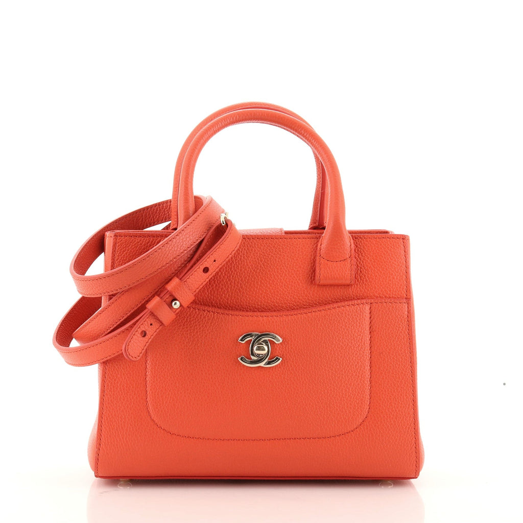 Neo Executive Tote Grained Calfskin Mini