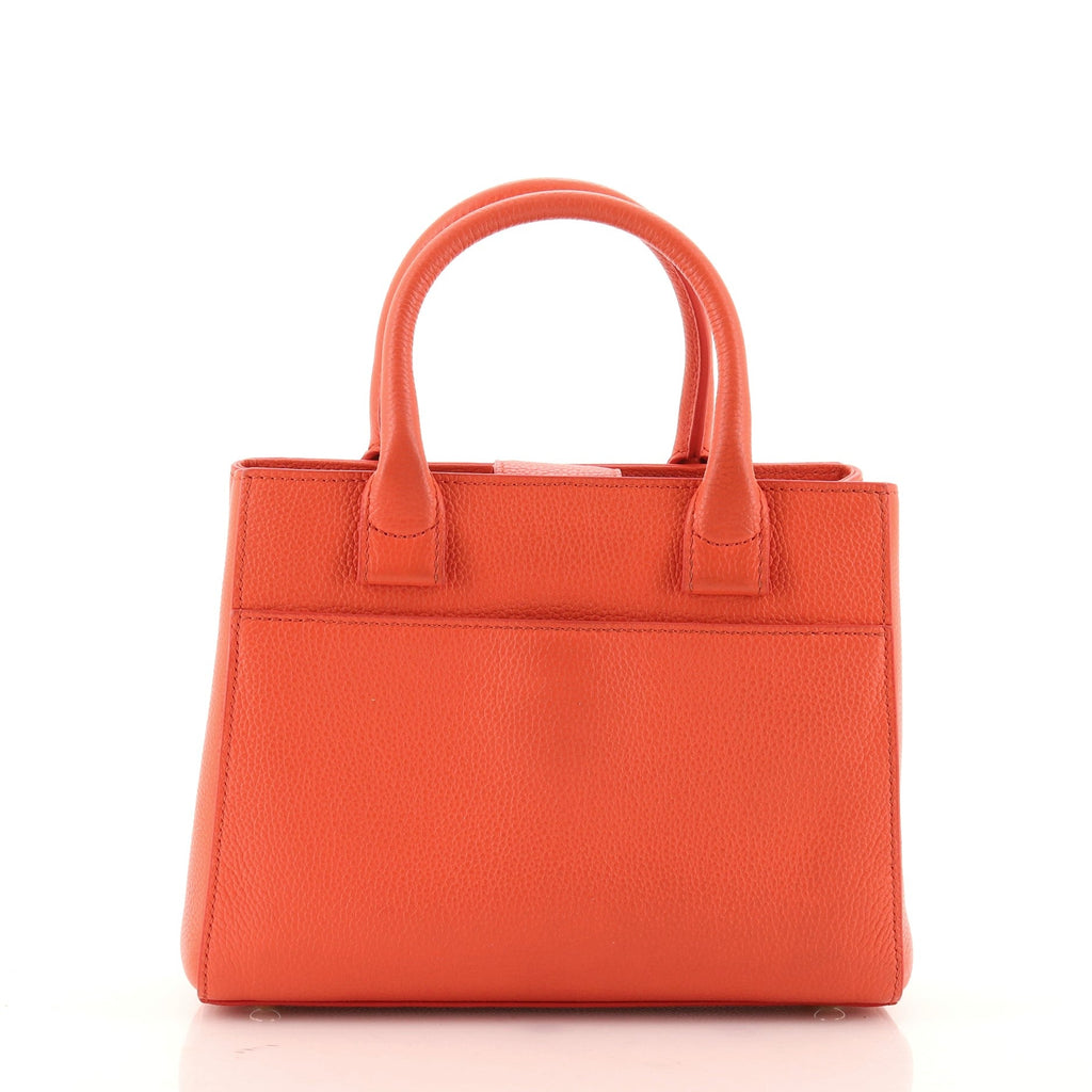 Neo Executive Tote Grained Calfskin Mini