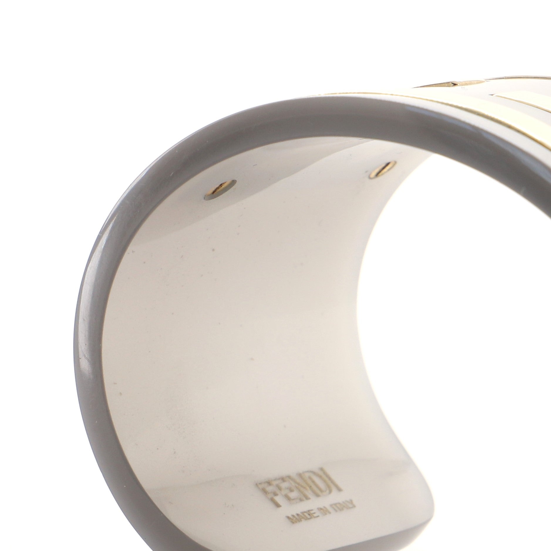 Zucca Cuff Bracelet Resin with Metal