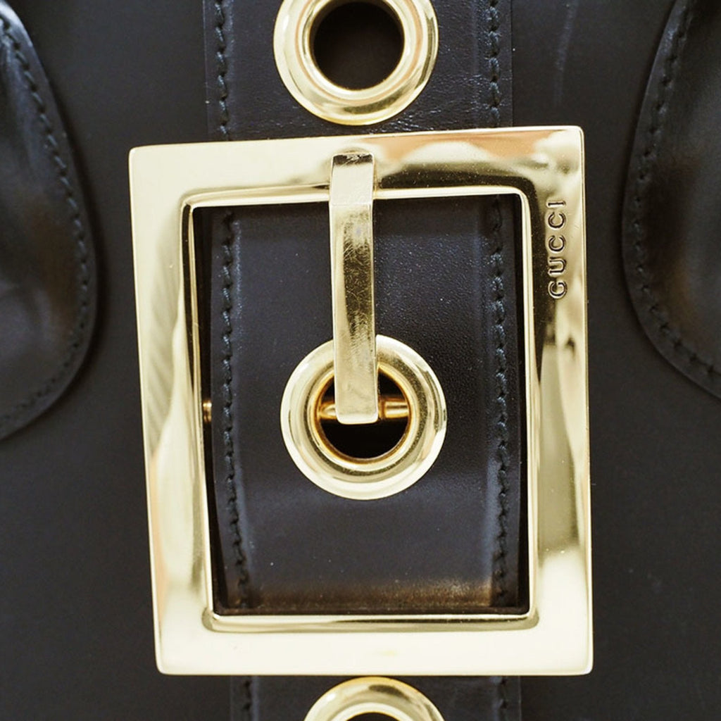 Gucci --