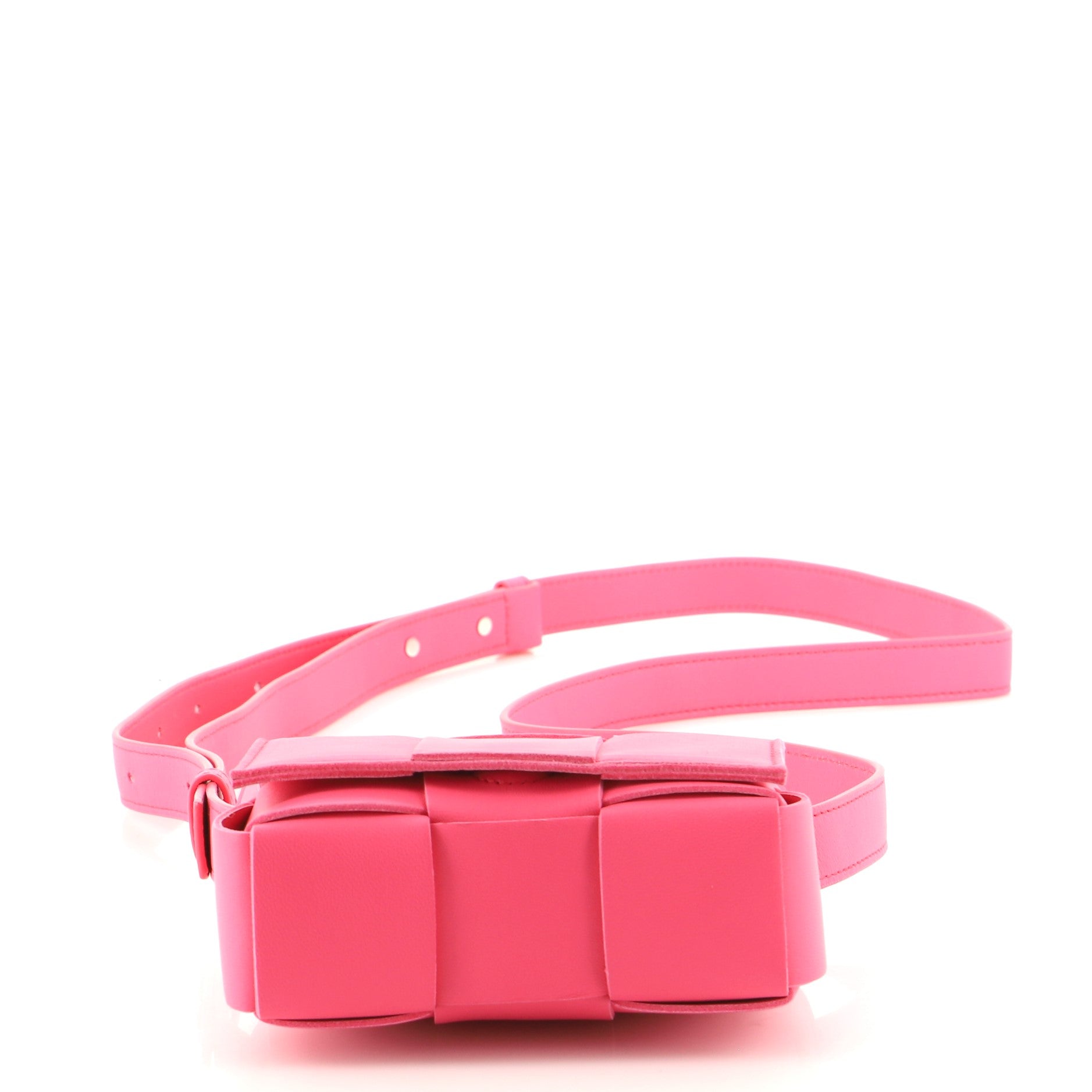 Cassette Crossbody Bag Maxi Intrecciato Leather Extra Mini