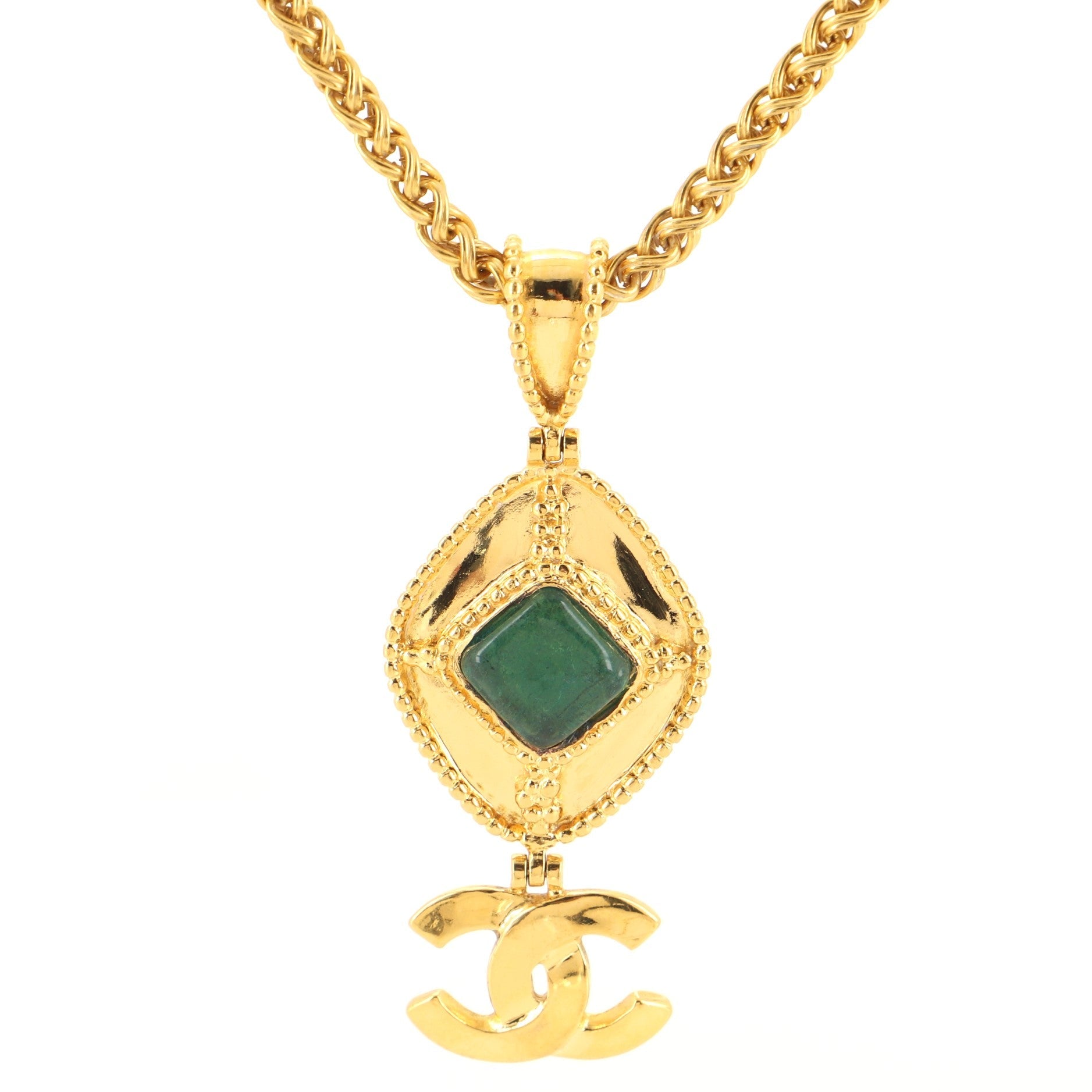 Vintage CC Oval Pendant Necklace Metal with Gripoix