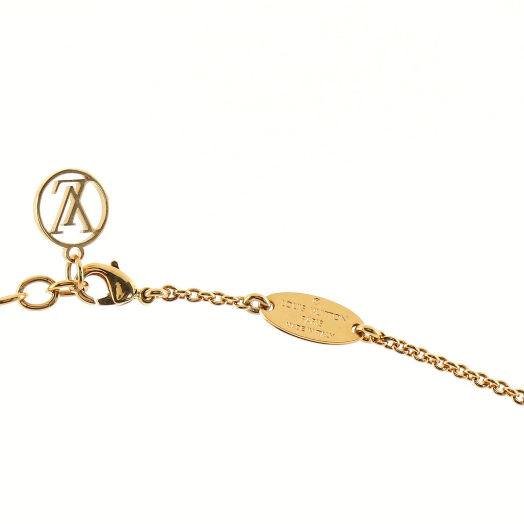 Essential V Necklace Metal