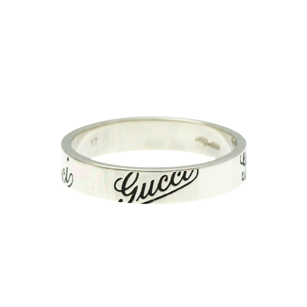 Gucci GG emboss�